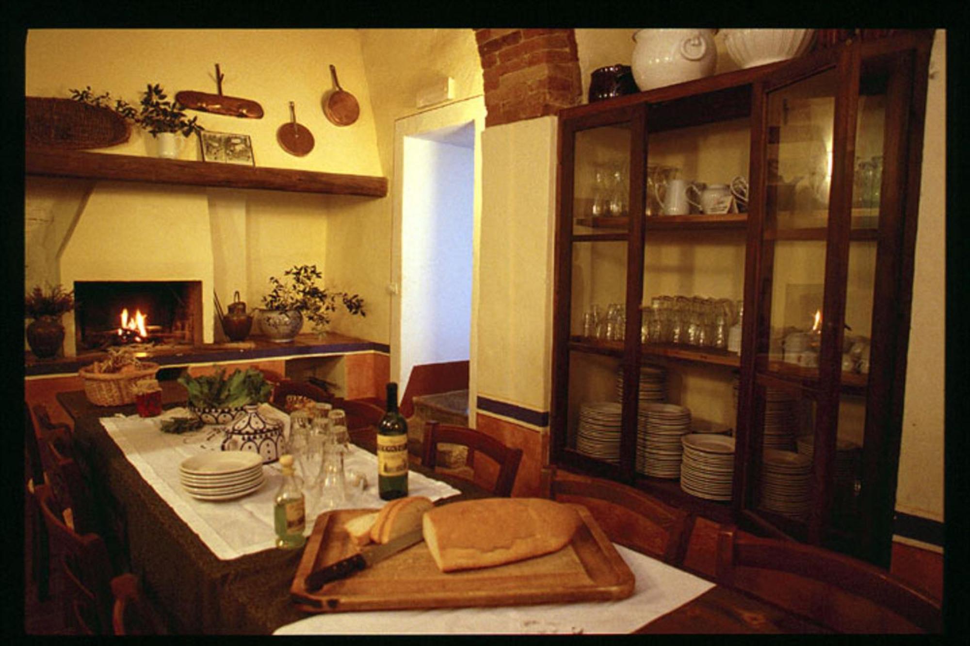 Tenuta Di Spannocchia Rosia Bagian luar foto